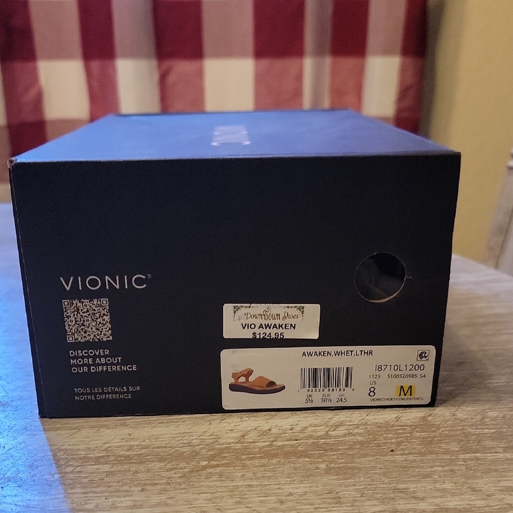 Vionic Awaken Leather Sandals